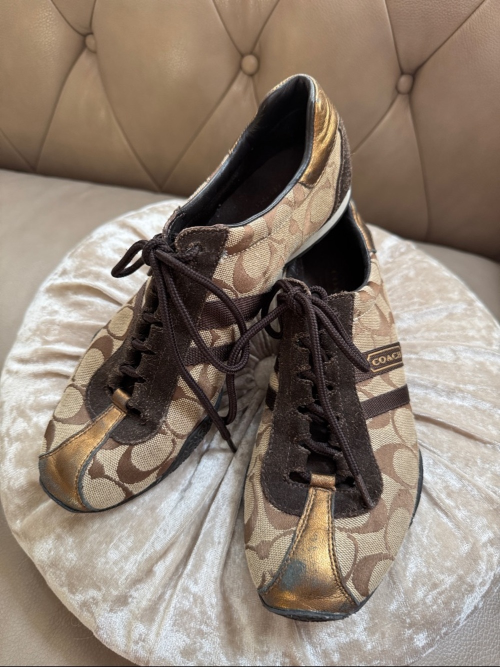 Vintage Coach Kate Brown Signature Monogram Lace-Up Sneakers - Picture 7 of 8